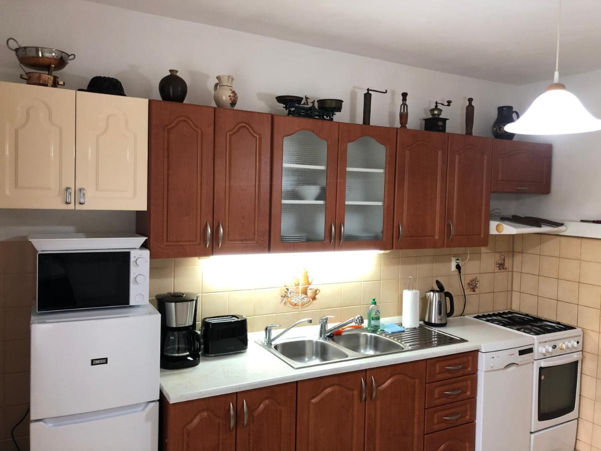 Apartments Mirror Krasna Lipa Exterior photo